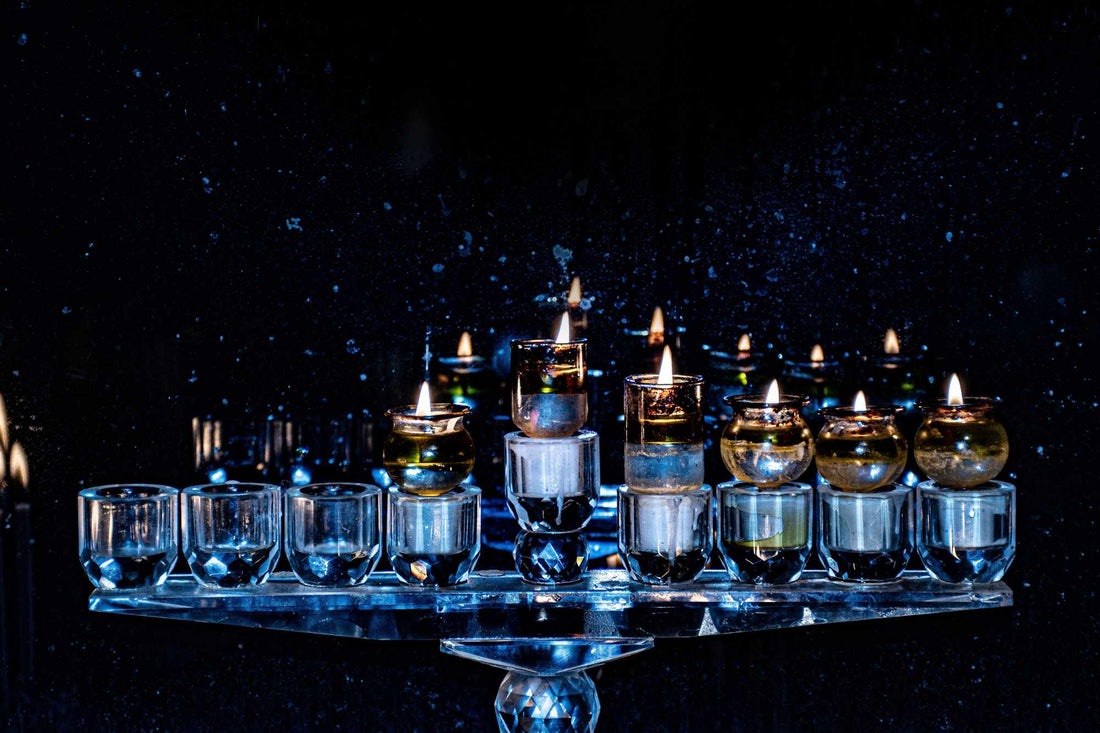 Slow Down Your Evening: Calming Scent Candles & Cozy Habits