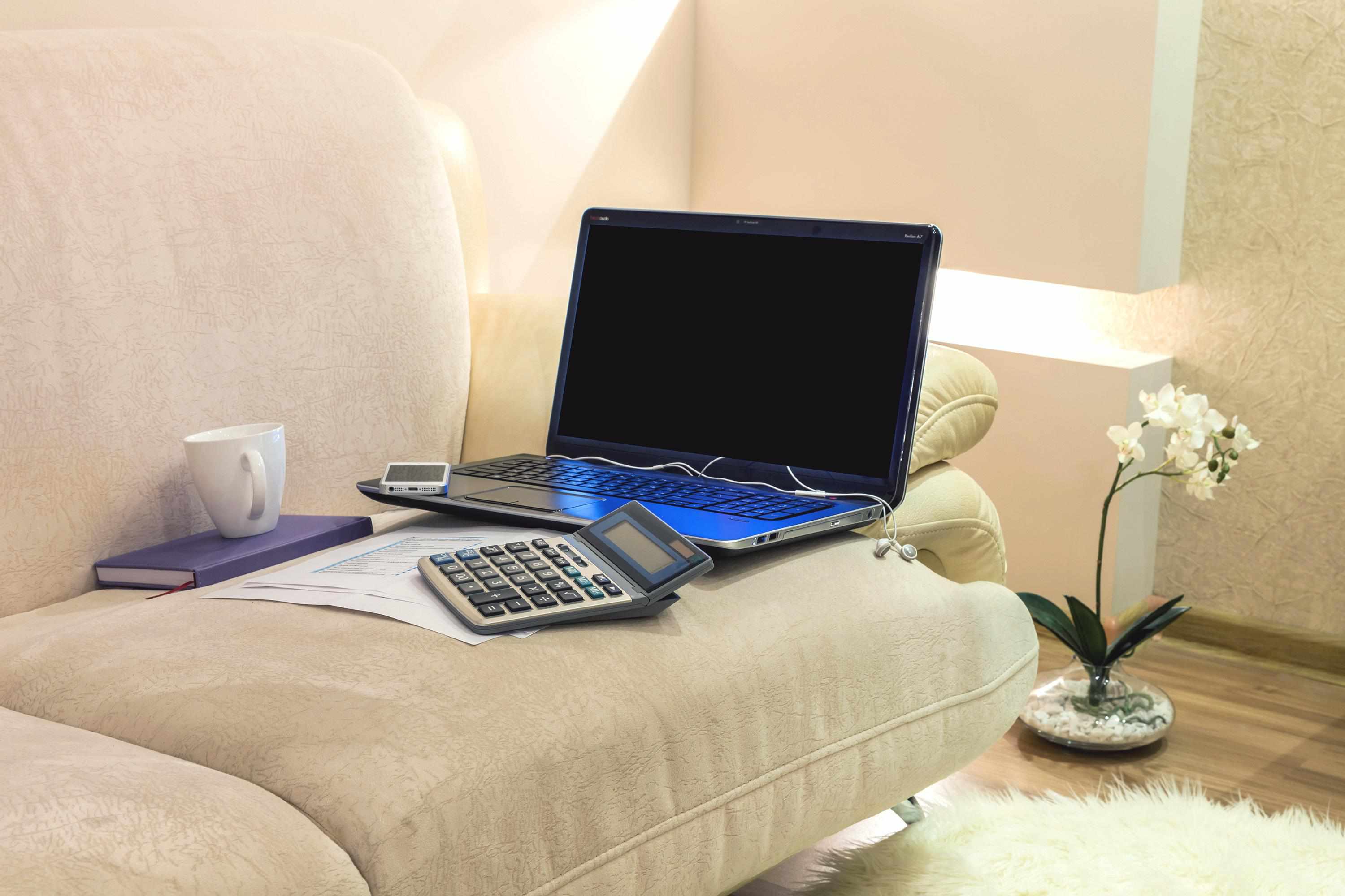 Work From Home Upgrades: Clean Burning Candles to Boost Your Focus